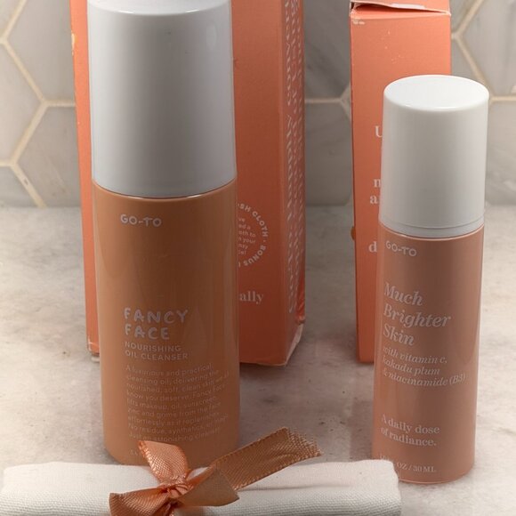 Much Brighter Skin Brightening Vitamin C Serum•30ML & Cleansing Oil 100 ml - Picture 1 of 2